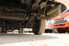 东风途逸 T5 1.5L 113马力 4.05米单排厢式小卡(国六)(EQ5031XXY16QEAC)