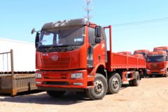 解放J6L 载货车