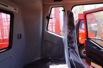 һ����� J6L�п� �ʻݰ� 260���� 6X2 8.7�������ػ���(����)(CA1250P62K1L5T3E6)ͼƬ