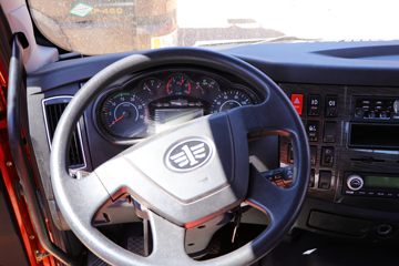 һ����� J6L�п� �ʻݰ� 260���� 6X2 8.7�������ػ���(����)(CA1250P62K1L5T3E6)ͼƬ