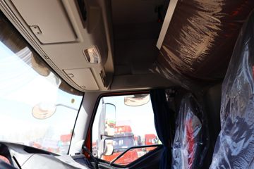 һ����� J6L�п� 220���� 4X2 8����ʽ�ػ���(����)(CA5160XXYP62K1L5E6)ͼƬ