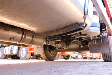 һ����� J6L�п� 220���� 4X2 8����ʽ�ػ���(����)(CA5160XXYP62K1L5E6)ͼƬ