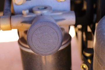 һ����� J6L�п� 220���� 4X2 8����ʽ�ػ���(����)(CA5160XXYP62K1L5E6)ͼƬ