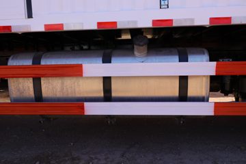 һ����� J6L�п� 220���� 4X2 8����ʽ�ػ���(����)(CA5160XXYP62K1L5E6)ͼƬ