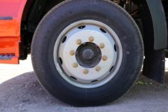 一汽解放 J6L中卡 220马力 4X2 8米厢式载货车(国六)(CA5160XXYP62K1L5E6)