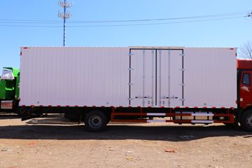 һ����� J6L�п� 220���� 4X2 8����ʽ�ػ���(����)(CA5160XXYP62K1L5E6)ͼƬ