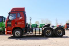 一汽解放 J6P重卡 领航版 460马力 6X4牵引车(CA4250P66K24T1A1E5)