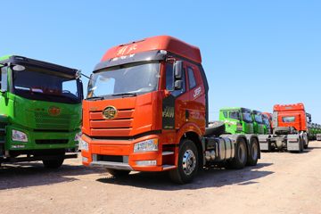 一汽解放 J6P重卡 2020款 领航版 北方款 460马力 6X4牵引车(CA4250P66K24T1A1E5)