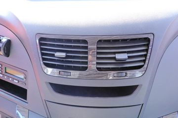 һ����� ��J6P�ؿ� �ʻݰ� 420���� 6X4ǣ����(CA4250P66K24T1A1E5Z)ͼƬ