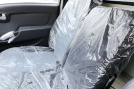 锐航X1&nbsp;冷藏车驾驶室图片