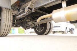 锐航X1&nbsp;冷藏车底盘图片