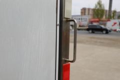 凯马 锐航X1 113马力 4X2 3.92米冷藏车(KMC5031XLCQ318D6)