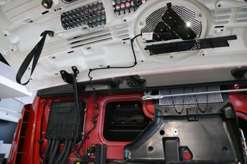 ���� ŷ��EST-A 6ϵ�ؿ� ��Խ�� 560���� 6X4 AMT�Զ���ǣ����(����)ͼƬ