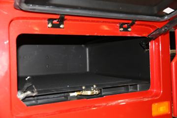 ���� ŷ��EST-A 6ϵ�ؿ� ��Խ�� 560���� 6X4 AMT�Զ���ǣ����(����)ͼƬ