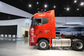 ���� ŷ��EST-A 6ϵ�ؿ� ��Խ�� 560���� 6X4 AMT�Զ���ǣ����(����)ͼƬ