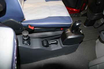 ���� ŷ��EST-A 6ϵ�ؿ� ��Խ�� 560���� 6X4 AMT�Զ���ǣ����(����)ͼƬ