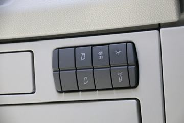 ���� ŷ��EST-A 6ϵ�ؿ� ��Խ�� 560���� 6X4 AMT�Զ���ǣ����(����)ͼƬ