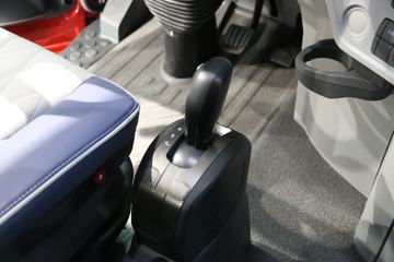 ���� ŷ��EST-A 6ϵ�ؿ� ��Խ�� 560���� 6X4 AMT�Զ���ǣ����(����)ͼƬ