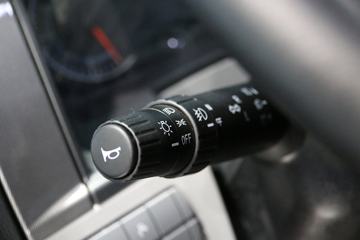 ���� ŷ��EST-A 6ϵ�ؿ� ��Խ�� 560���� 6X4 AMT�Զ���ǣ����(����)ͼƬ