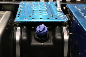 ���� ŷ��EST-A 6ϵ�ؿ� ��Խ�� 560���� 6X4 AMT�Զ���ǣ����(����)ͼƬ