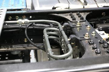 ���� ŷ��EST-A 6ϵ�ؿ� ��Խ�� 560���� 6X4 AMT�Զ���ǣ����(����)ͼƬ