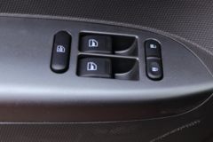 福田 欧马可S1系 智盈版 131马力 4.17米单排栏板轻卡(BJ1048V9JD6-F3)