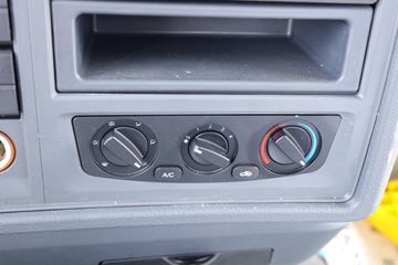 �й�����HOWO ��ϵ 130���� 4.15�׵��������Ῠ(����)ͼƬ