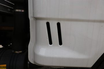  X1 1.5L 113  3.6׵ʽ΢()(KMC5031XXYQ318D6)ͼƬ