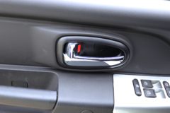 飞碟缔途 GX 1.6L 122马力 汽油 3.95米单排厢式微卡(国六)