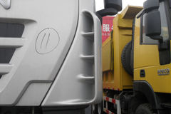 上汽红岩 杰狮 380马力 6X4 混凝土搅拌车(CQ5254GJBHTG414)