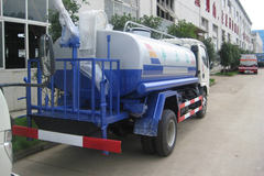 东风 福瑞卡F4 99马力 4X2 绿化喷洒车(程力威牌)(CLW5060GPS3)