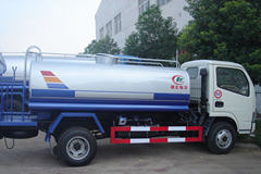 东风 福瑞卡F4 99马力 4X2 绿化喷洒车(程力威牌)(CLW5060GPS3)