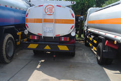 江淮 骏铃 95马力 4X2 加油车(神狐牌)(HLQ5060GJYH)