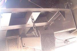 一汽解放底盘&nbsp;平板运输车底盘图片