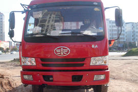 一汽解放底盘&nbsp;平板运输车外观图片