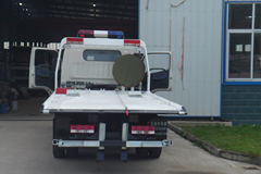 东风 多利卡D8 120马力 4X2 清障车(程力威牌)(CLW5070TQZP3)