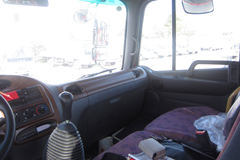 江淮 威铃中卡 158马力 4X2 仓栅式载货车(HFC5161CCYK2R1HT)