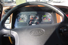 江淮 威铃中卡 158马力 4X2 仓栅式载货车(HFC5161CCYK2R1HT)