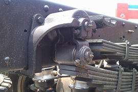 乘龙M5&nbsp;载货车底盘                                                图片