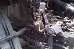 东风柳汽 霸龙重卡 260马力 8X2 9.6米栏板载货车(LZ1313PEL)