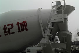 东沃底盘&nbsp;混凝土搅拌车上装                                                图片