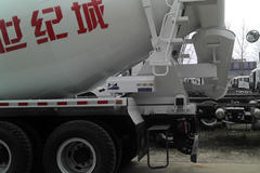 东风日产柴 优迪狮 320马力 6X4 混凝土搅拌车(华建牌)(DND5243GJBCWB452K)