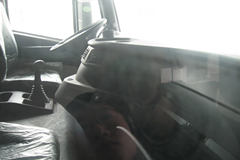 上汽红岩 杰狮 336马力 6X4 混凝土搅拌车(CQ5254GJBHTG384)