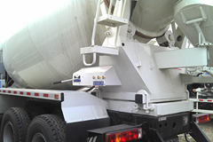 上汽红岩 杰狮 336马力 6X4 混凝土搅拌车(CQ5254GJBHTG384)