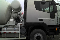 上汽红岩 杰狮 336马力 6X4 混凝土搅拌车(CQ5254GJBHTG384)