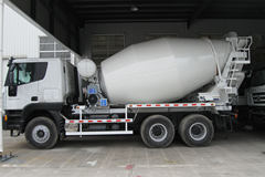 上汽红岩 杰狮 336马力 6X4 混凝土搅拌车(CQ5254GJBHTG384)