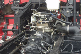 福田欧曼底盘&nbsp;平板运输车底盘图片