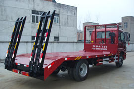 福田欧曼底盘&nbsp;平板运输车外观图片