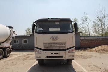 一汽解放底盘&nbsp;混凝土搅拌车外观                                                图片