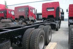 东风柳汽 霸龙507重卡 310马力 8X4 9.5米栏板载货车(LZ1244PEL)